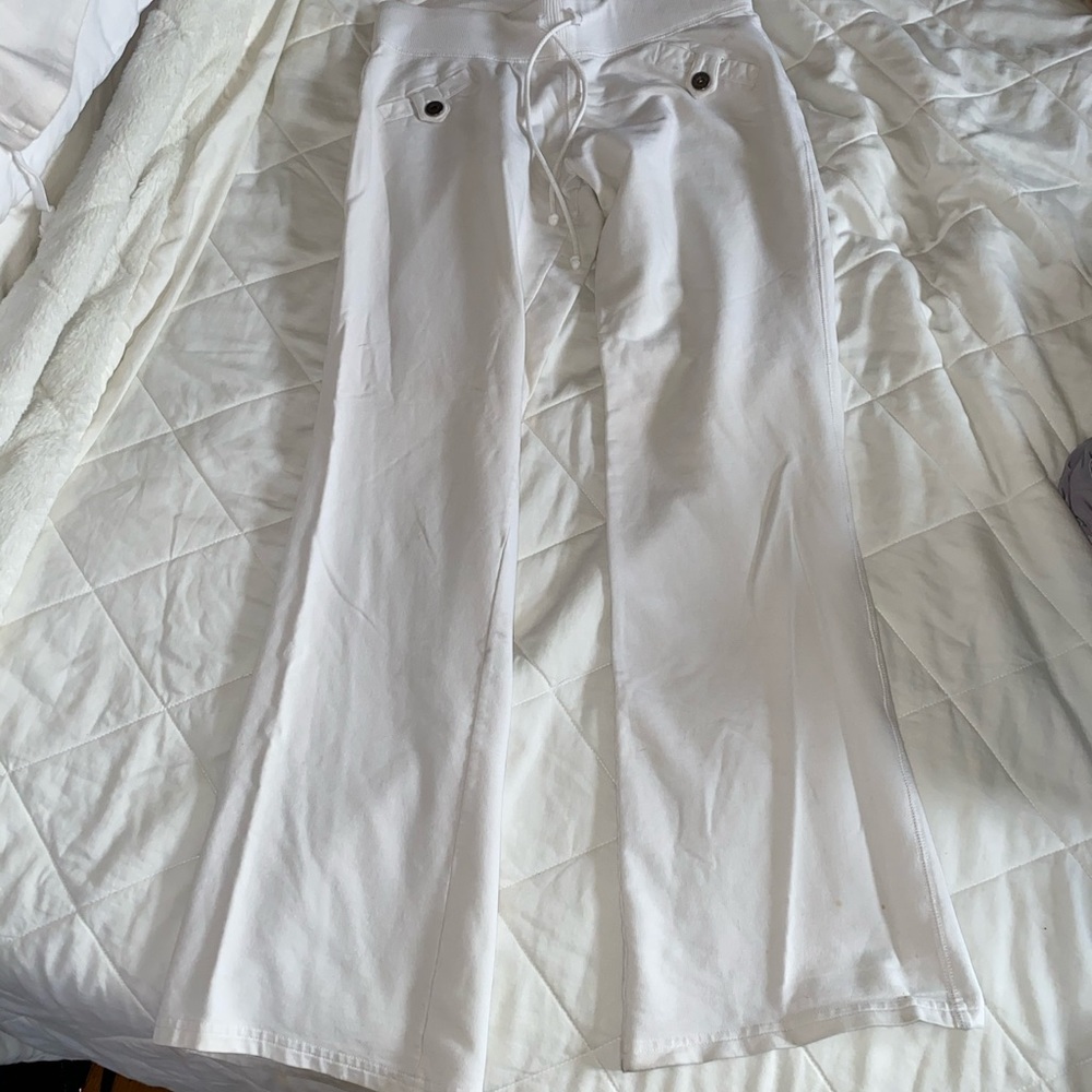 GUESS white flare yoga pants